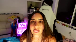 Izzygreen_sept5_livestream