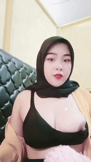 Rani Hijab Tobrut