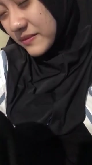 Hijab Polos Di Ewe Pasrah Aja