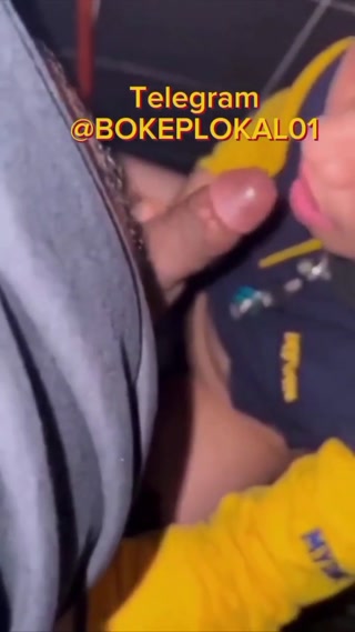 Jilbab Cantik Diajarin Ngewe