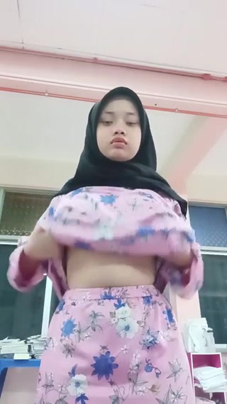 Hijab Baju Pink Cantik