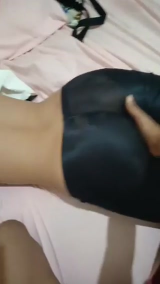 Ngewe Sampek Crot Meler Di Mulut