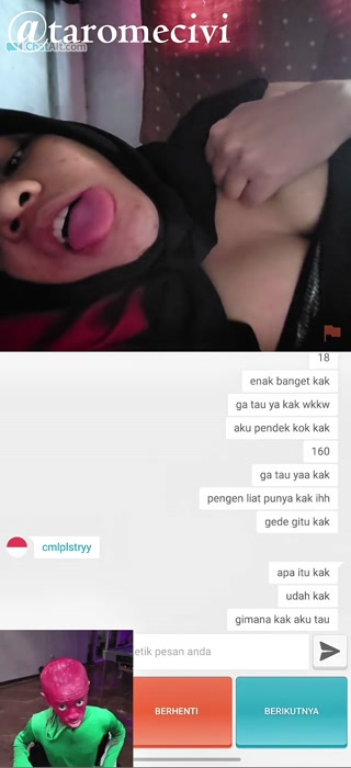 Ome Jilbab Hitam