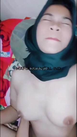 Hijab Putri Ngewe
