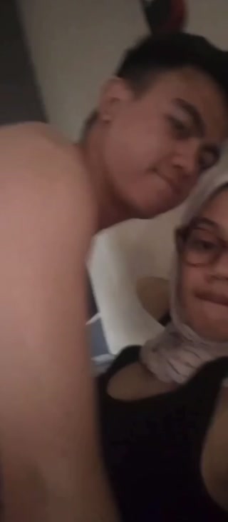 Neng Gina kena genjot dari belakang