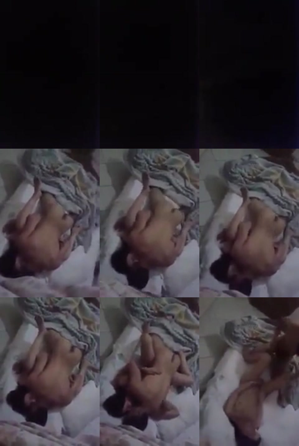 فيديو سكس نيك محارم لميلف بتتناك من ابنها في كسها واوضاع مختلفه بتقوله افشخني ابوك مبيعرفش حصري