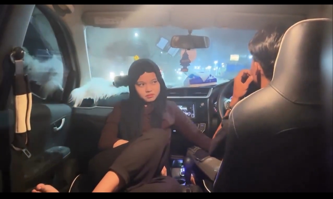 Tangannya kemana jir