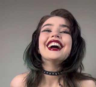 Queen Nephie Solo – Plays With Big Tits & Ass