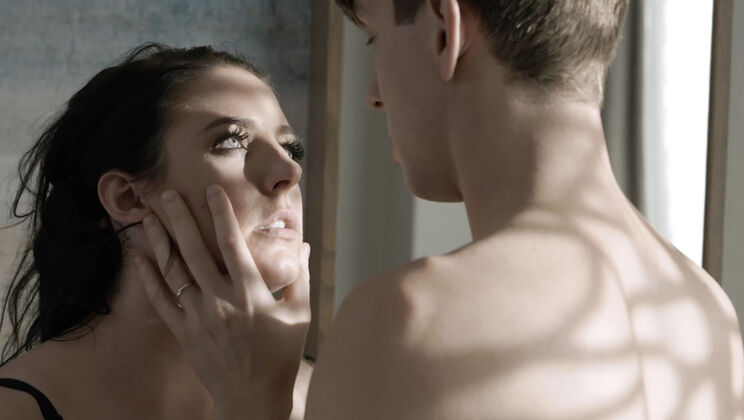 Brunette Bombshell Becky